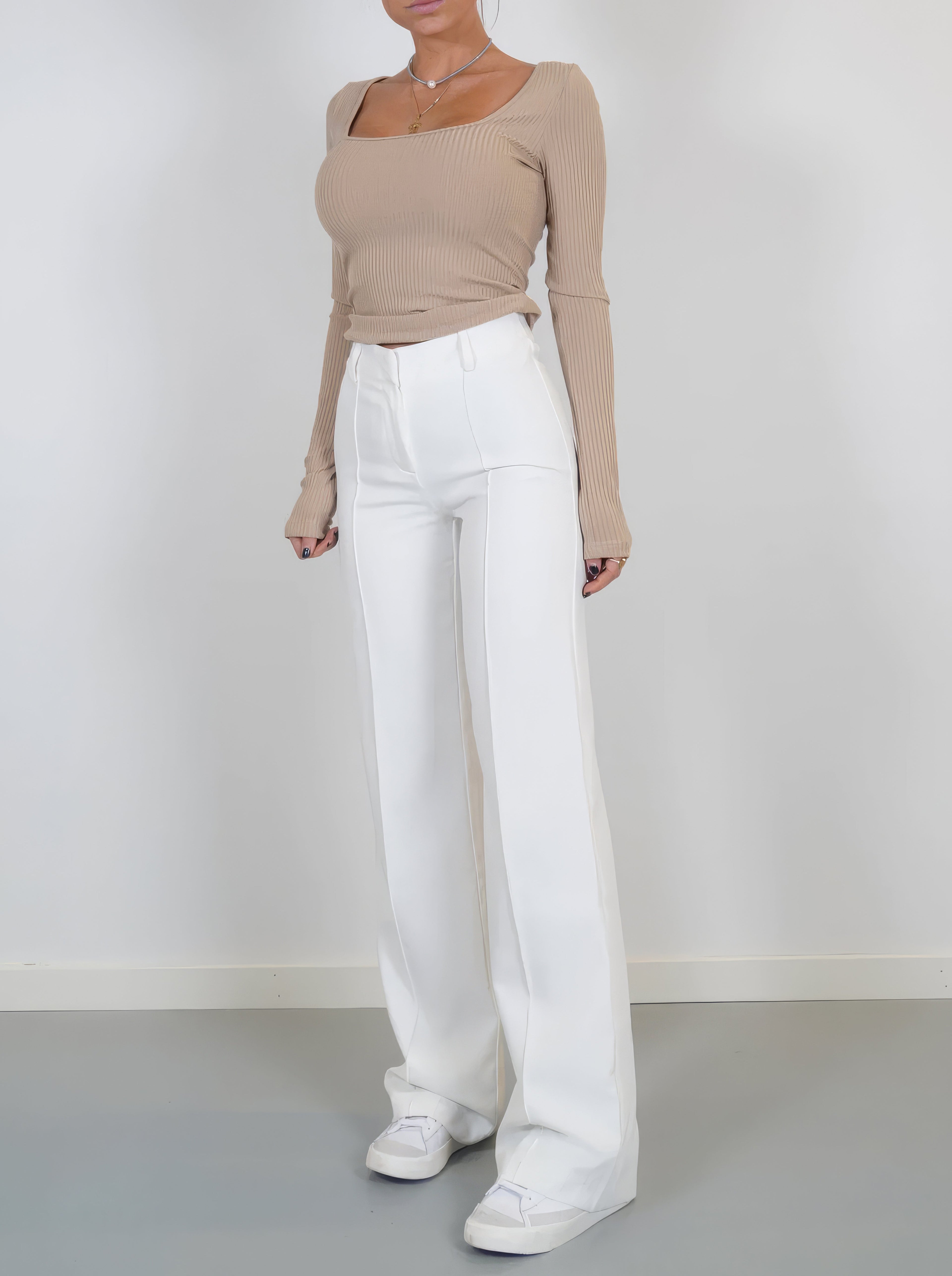 Valenzora | Weite Hose - Hohe Taille - Verschiedene Farben - Passt allen Figurtypen