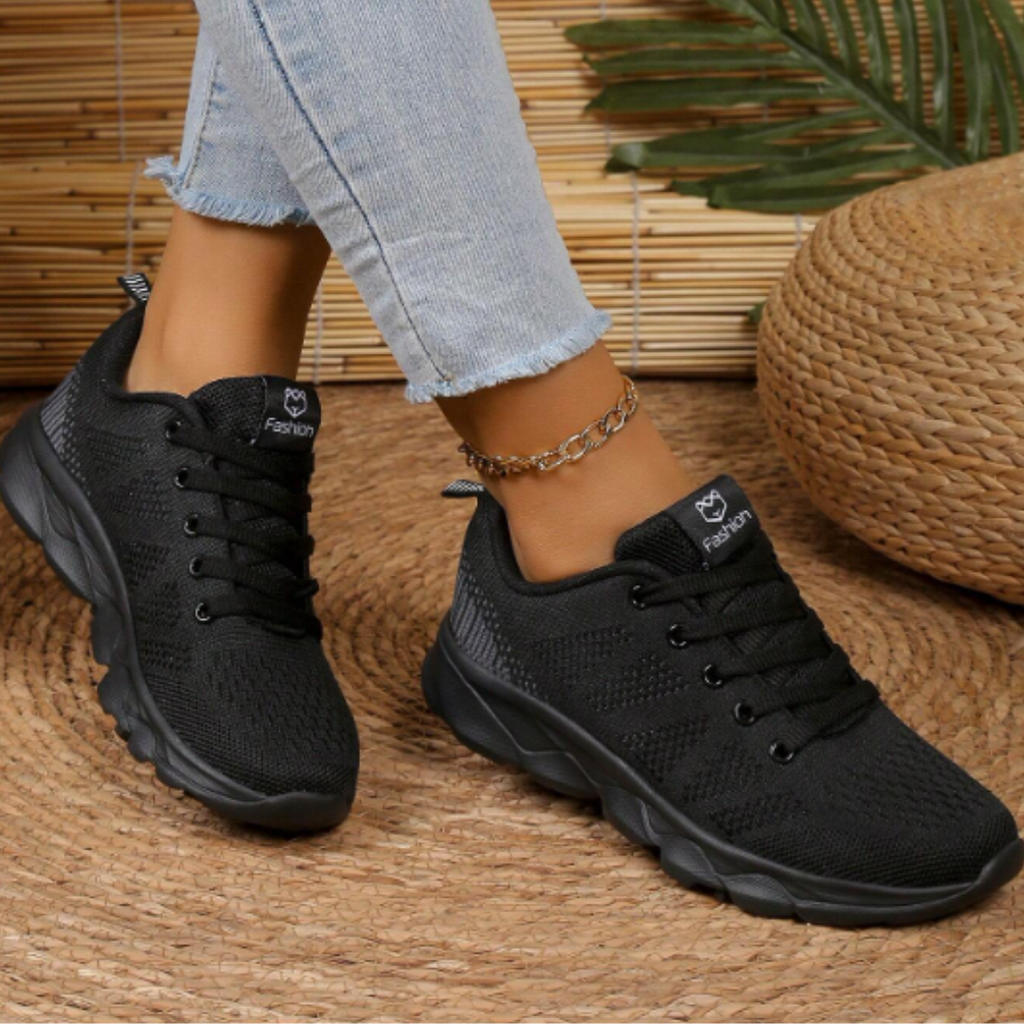 Sneakers | Sporty lace-up sneakers with non-slip sole