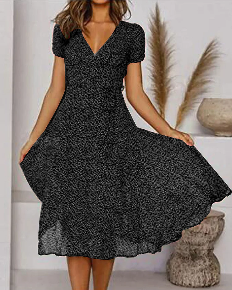 Valenzora | Printed silk chiffon dress with short sleeves and V-neck for women