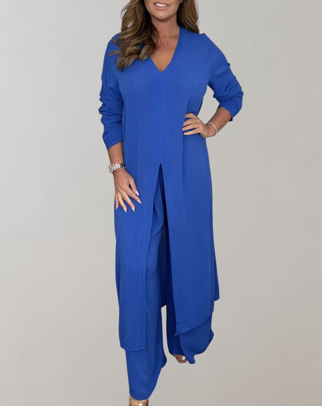 Valenzora - Long top with elegant high slit