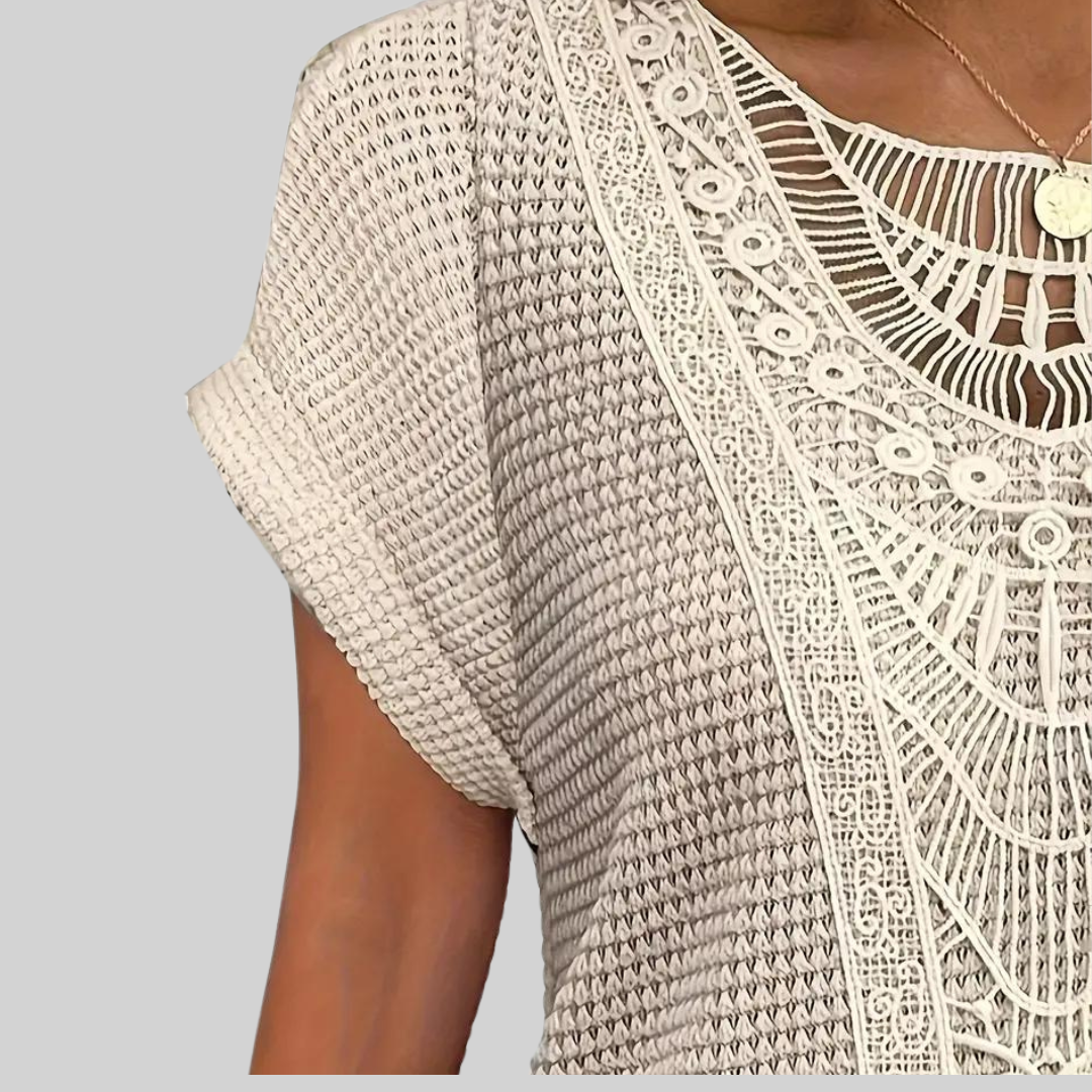 Valenzora Short-sleeved top - Casual - Lace with round neckline