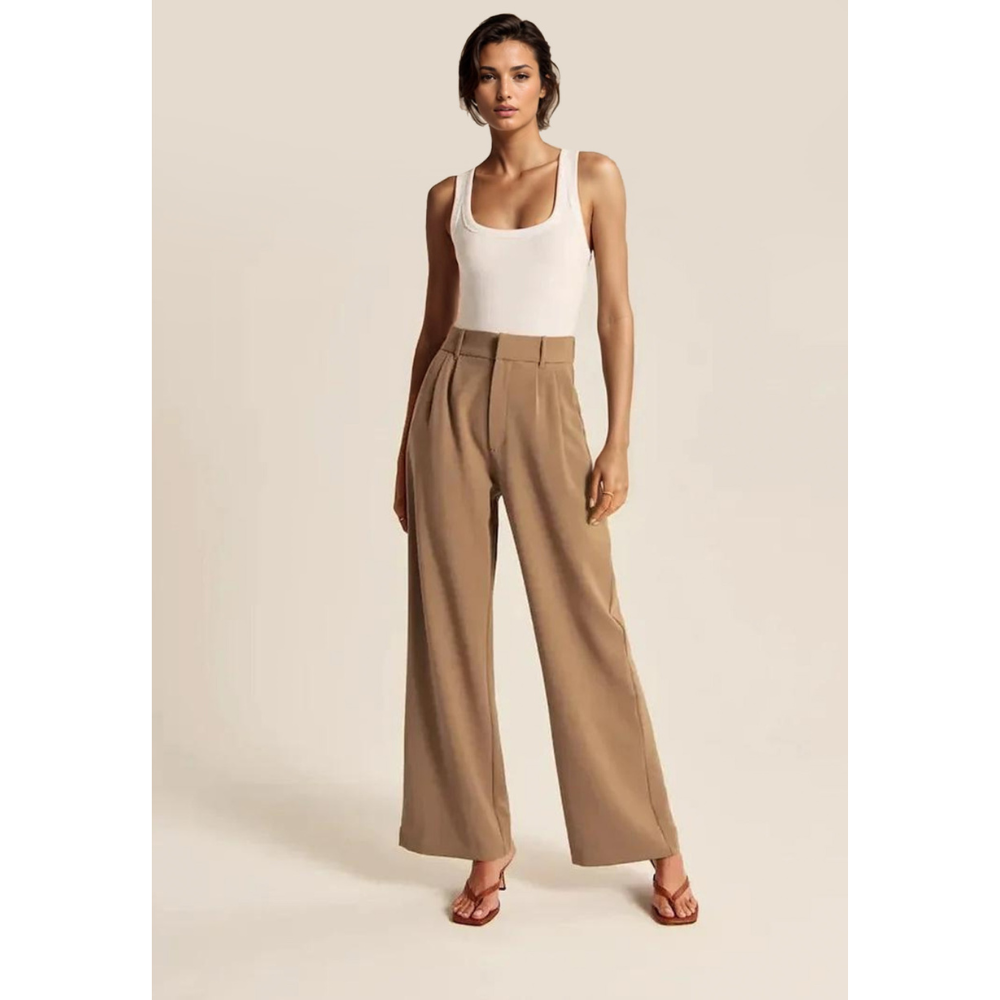 Wide-legged trousers