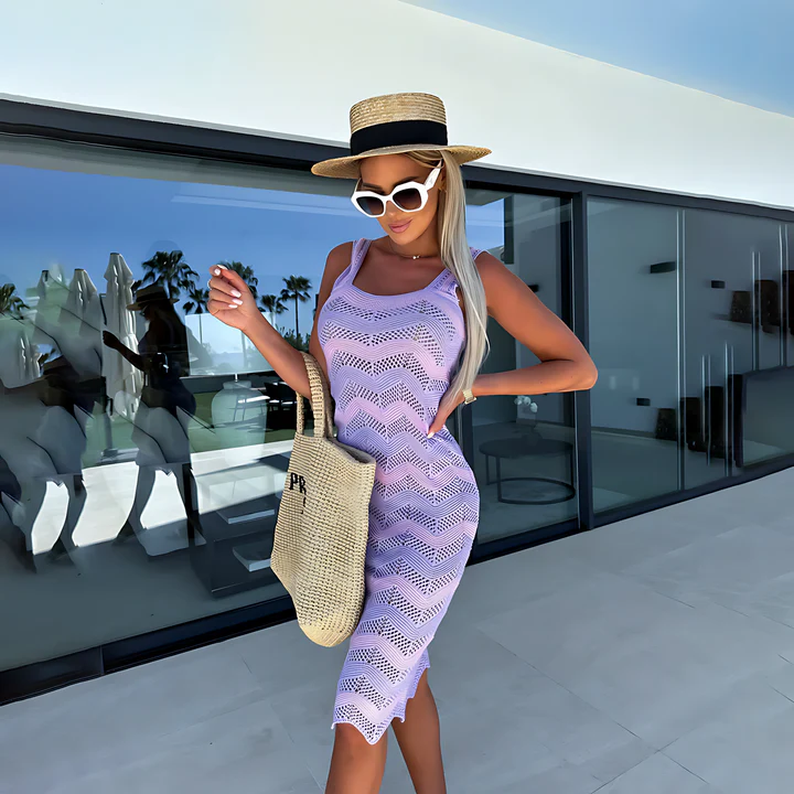 Knitted dress for the coast