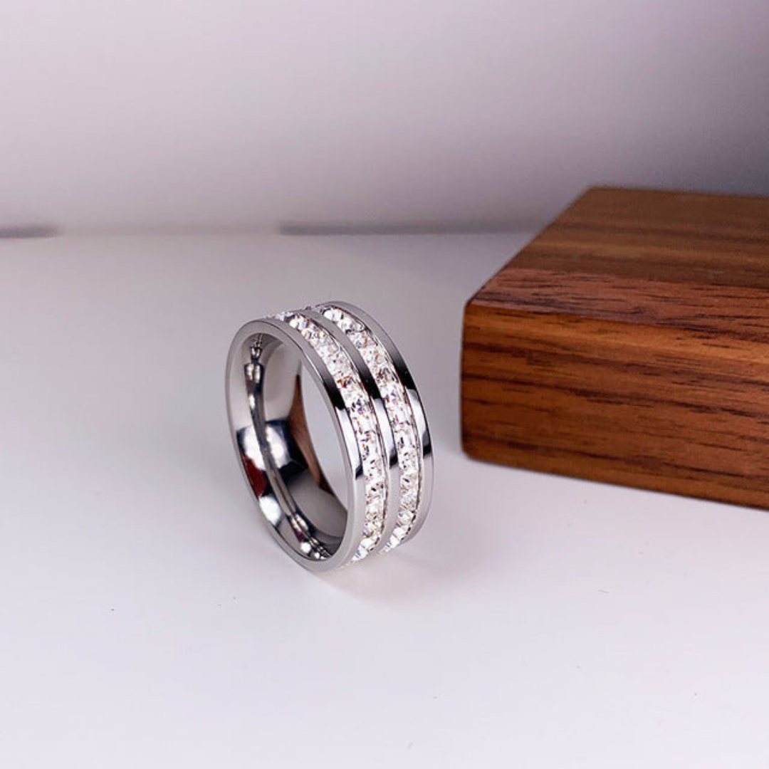 Valenzora | Eleganter, intarsierter Zirkonia-Ring Gold