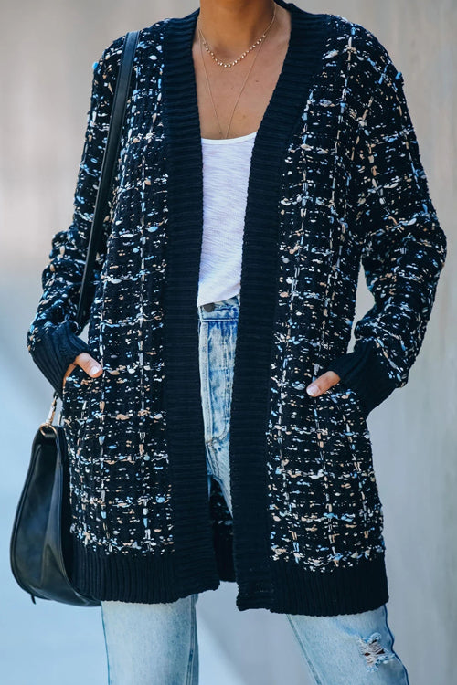 Elegant and casual winter cardigan