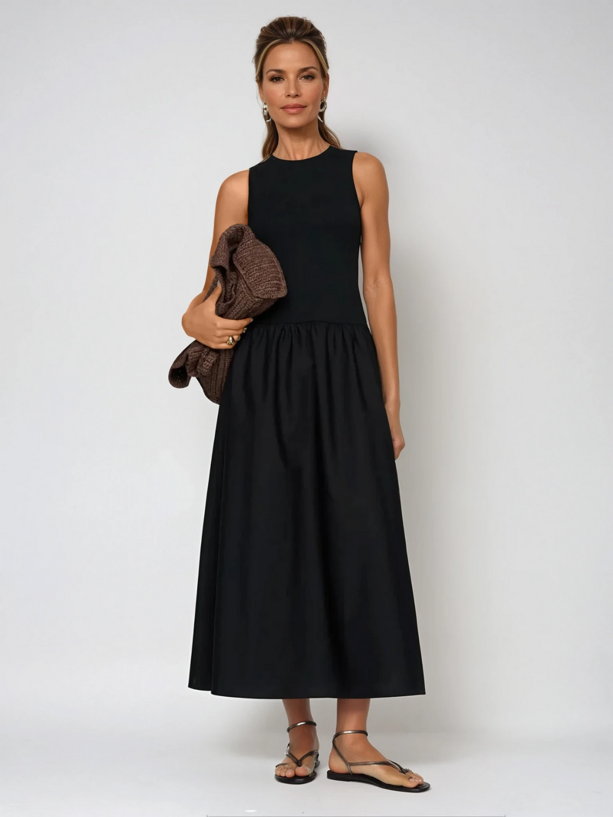 Valenzora | Lässiges Trägerkleid mit Halsnaht