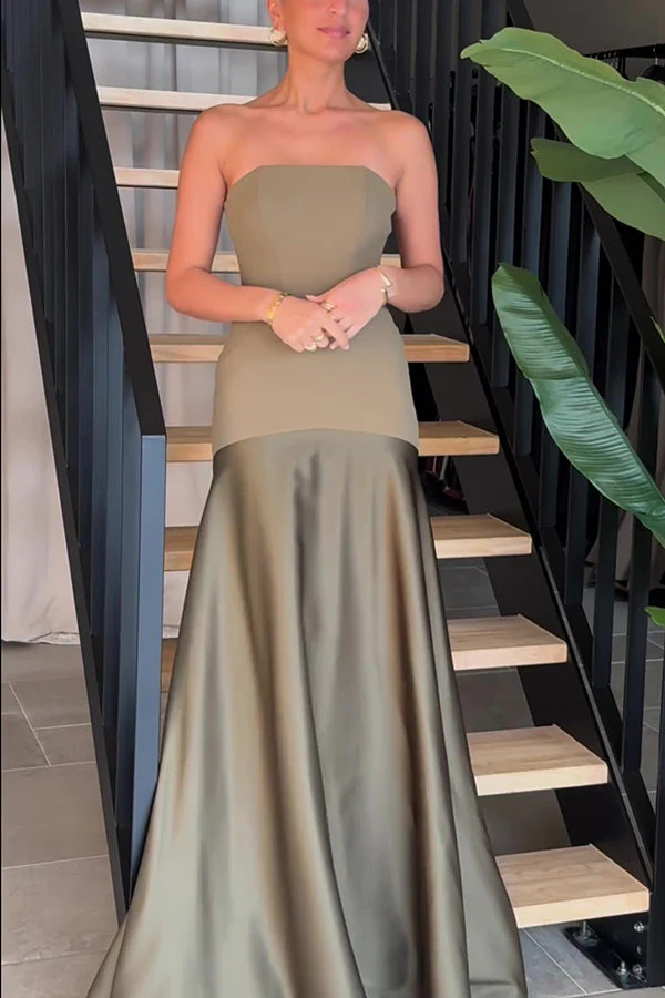 Satin-Trägerkleid mit ausgestelltem Rock