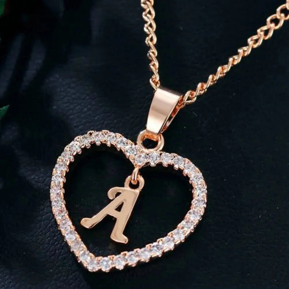 Valenzora | Buchstabe Zirkon Herz Halskette Anhänger Schmuck