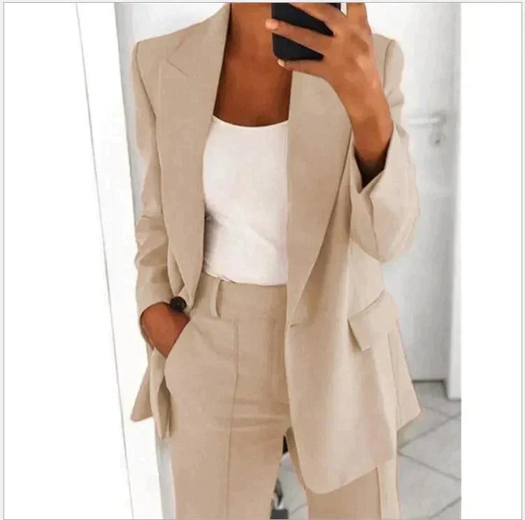 Valenzora costume for women