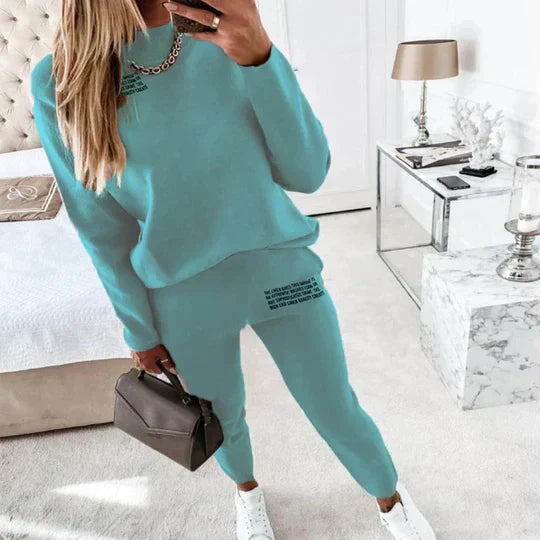 Valenzora - The elegant, comfortable two-piece tracksuit