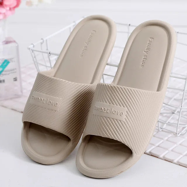 Valenzora – Non-slip summer flip-flops for women: Comfortable indoor slippers, waterproof EVA material