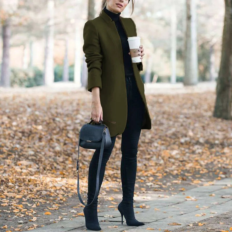 Valenzora - Fashionable wool coat with a fixed neckline