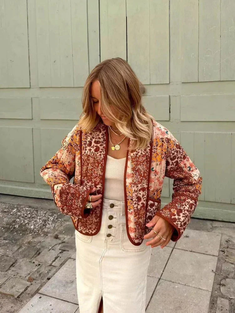 Valenzora - Colorful quilted jacket with floral pattern