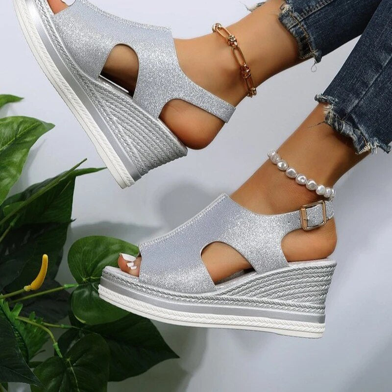 Valenzora | Orthopädische Keilsandalen für den Sommer