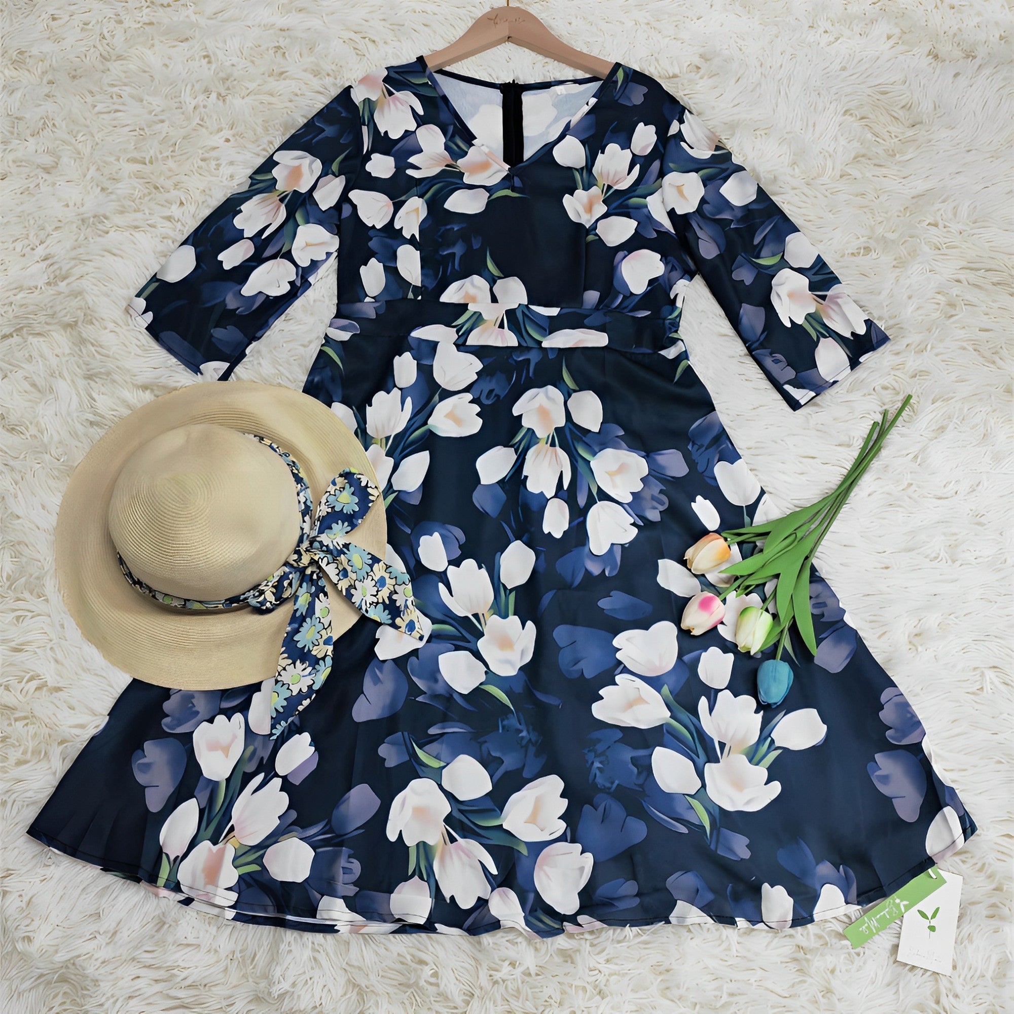 Valenzora | Floral siphonic dress with a wide V-neck