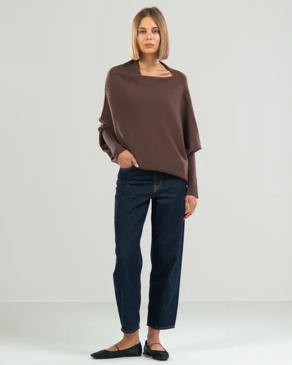 Valenzora | Asymmetrischer Damenpullover mit eleganter Drapierung
