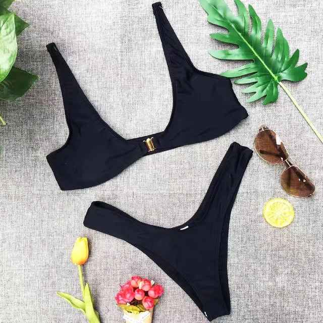 Valenzora | Geripptes, wattiertes Push-up Bikini-Set