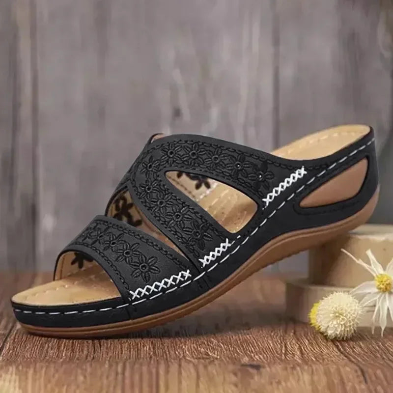 Valenzora – Premium Orthopädische Keilsandalen mit offener Zehenpartie
