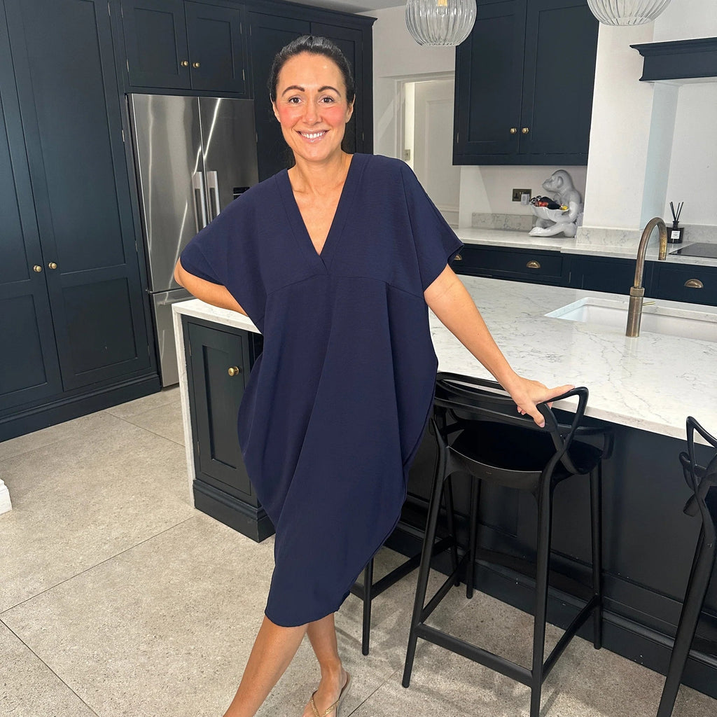 Kleid mit V-Ausschnitt | Unser Bestseller 2026