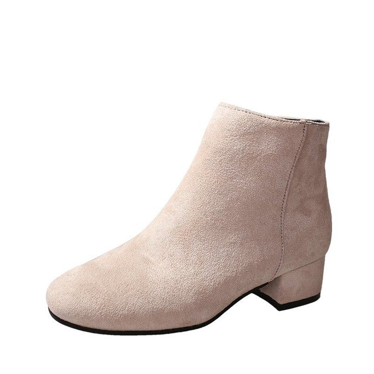 Women's ankle boots with velvety upper and comfortable block heel, size S