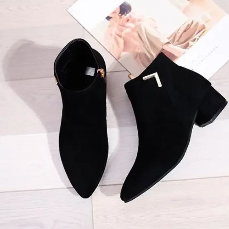 Valenzora | Stiefeletten mit spitzer Zehenpartie und seitlichem Reißverschluss, Damen-Stiefeletten