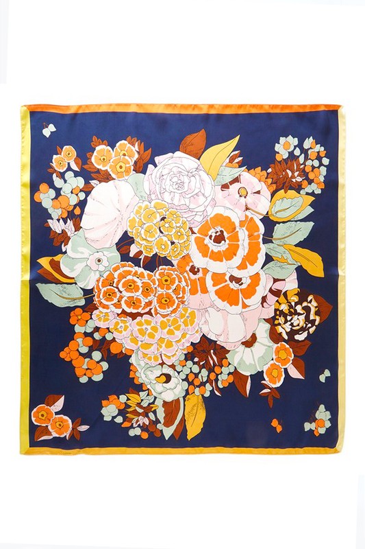 Valenzora | Silk scarf with floral pattern and square shape