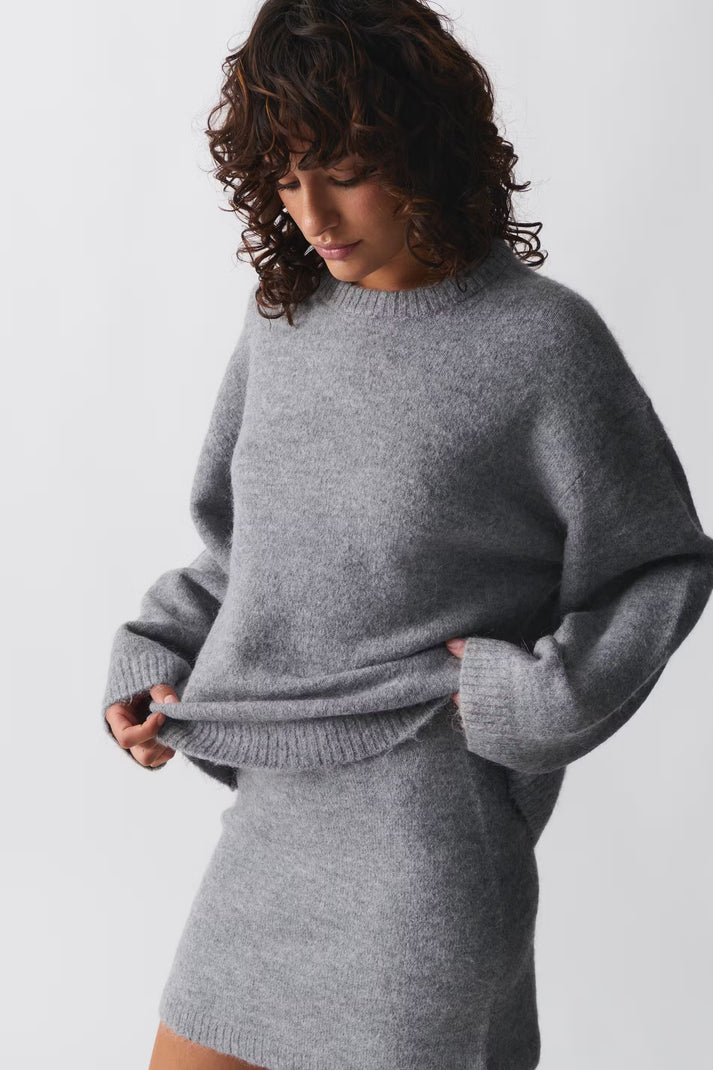 Valenzora | Warm knitted sweater for winter