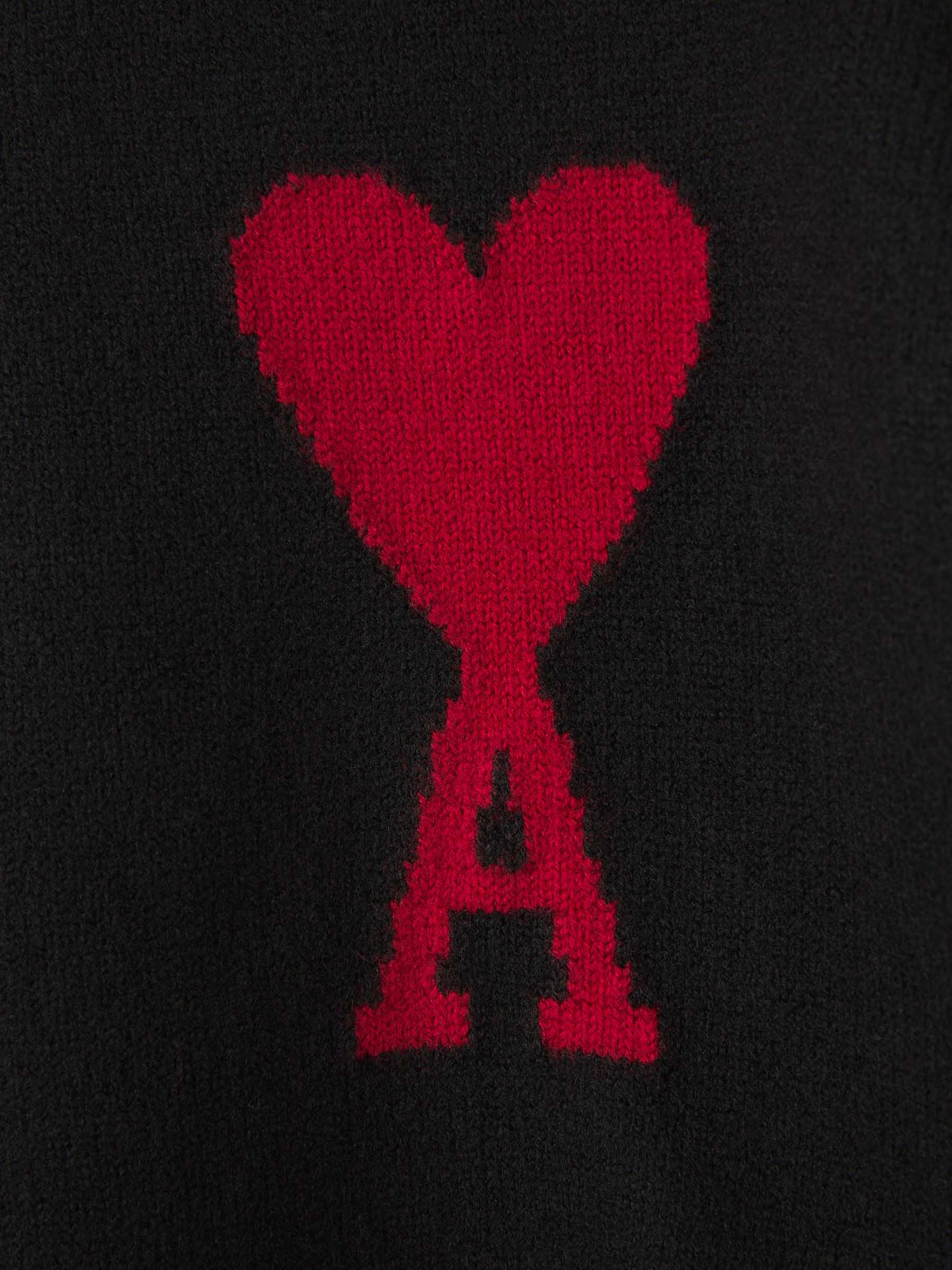 Valenzora | Fashionable heart sweater