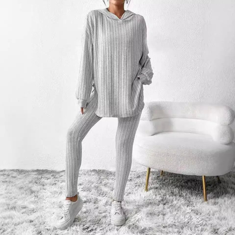 Valenzora | Women's long-sleeved set with a wide-cut hooded top in a solid color stripe