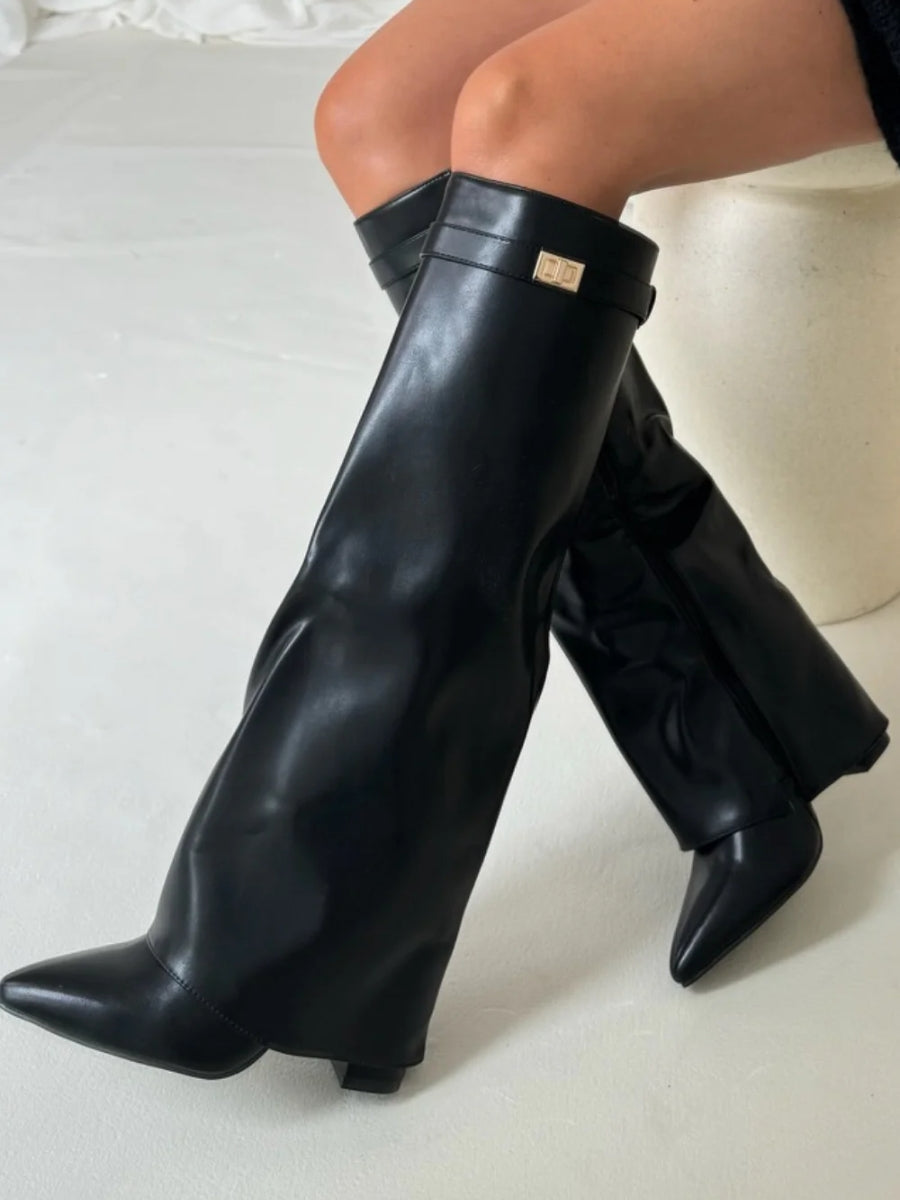 Valenzora | Elegant women's boots made of high-quality suede with golden accents