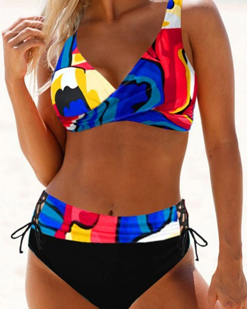 Valenzora | Bikini with Colorful Swimsuit