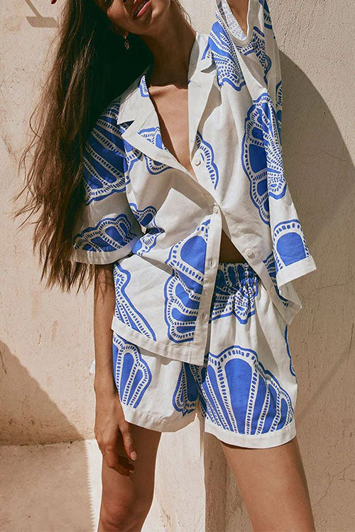 Valenzora | Rosiedress V-neck short-sleeved shirt and shorts with drawstring waist, shell print set