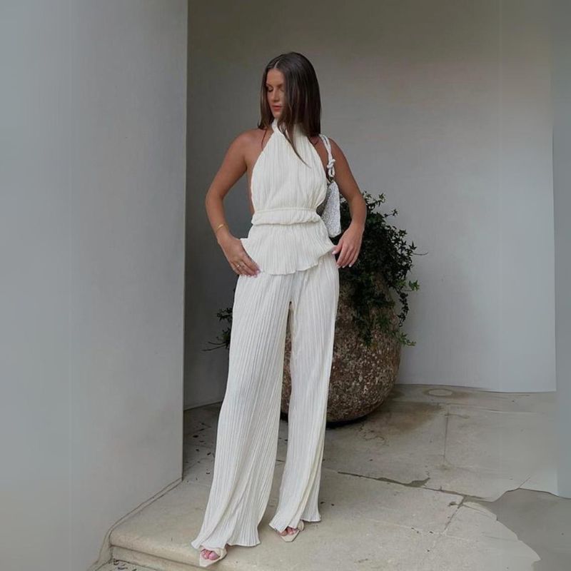 Valenzora | Overall with structured halter neck section