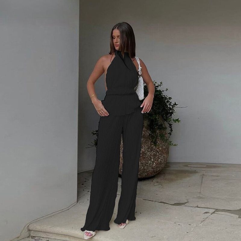 Valenzora | Overall with structured halter neck section