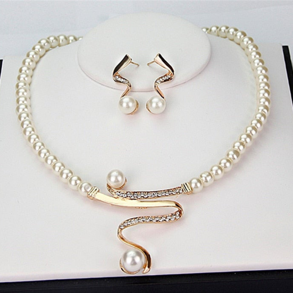 Valenzora | Naturperlenkette + Ohrring-Set Gold
