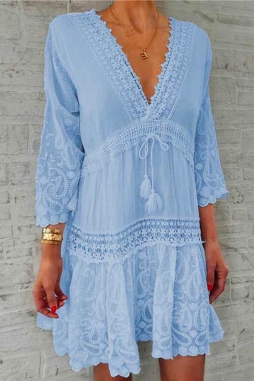 Valenzora | Rosiedress V-neck lace trim tassel flowing dress