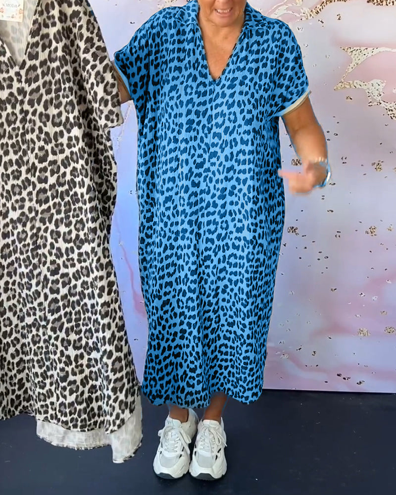 Valenzora | Short-sleeved dress with leopard print and V-neck