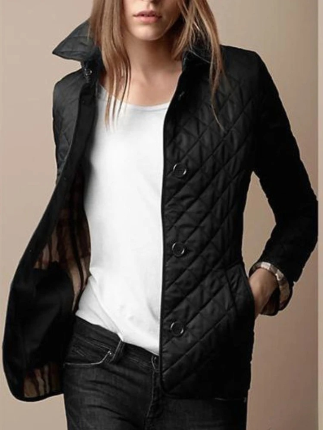 Valenzora | Short quilted women's jacket with buttons and collar, elegant