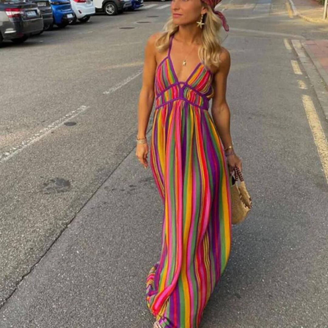 Valenzora | Vibrantes, gestreiftes Maxikleid mit Taillenbetonung