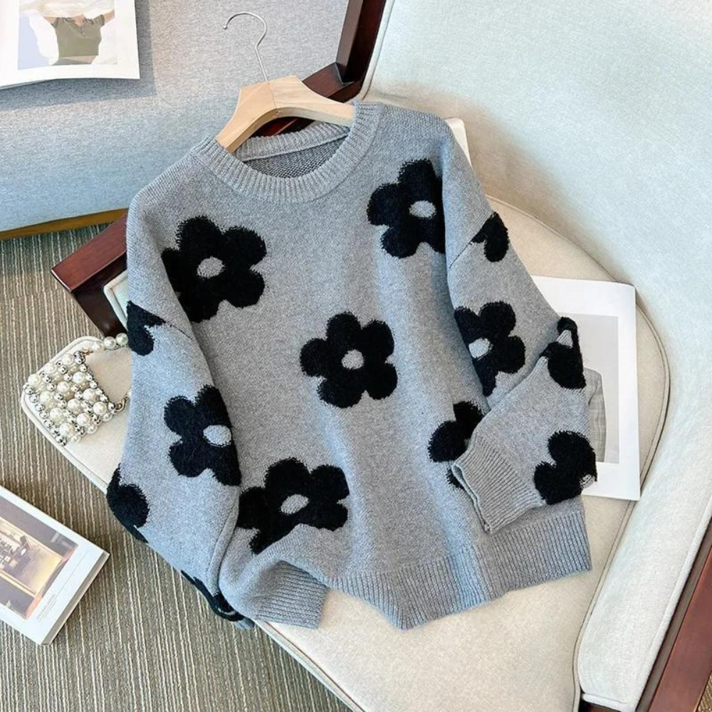 Valenzora Sweater | Luxurious, soft knit sweater for women with a floral design