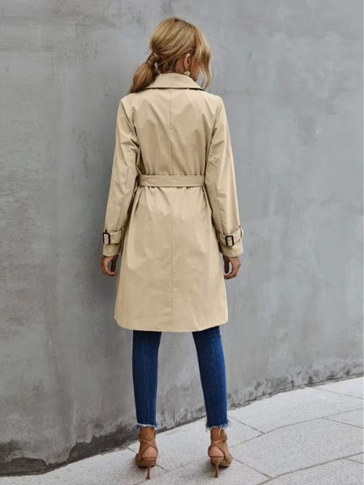 – Langärmeliger lässiger Trenchcoat
