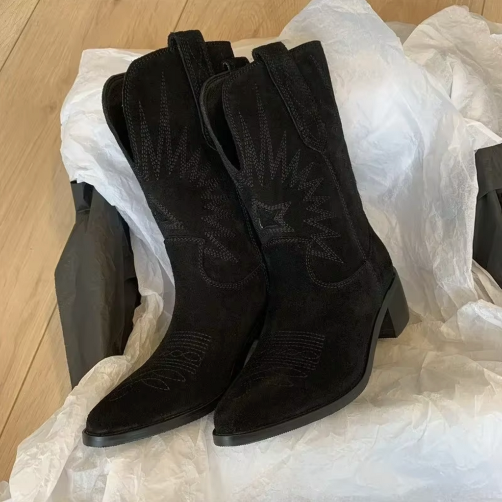 Valenzora | Bestickte Vintage-Stiefel