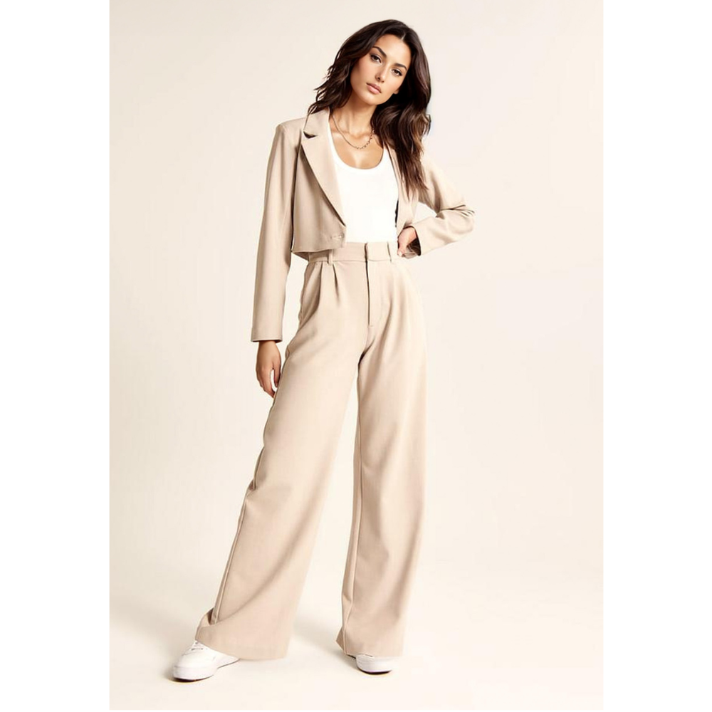 Wide-legged trousers