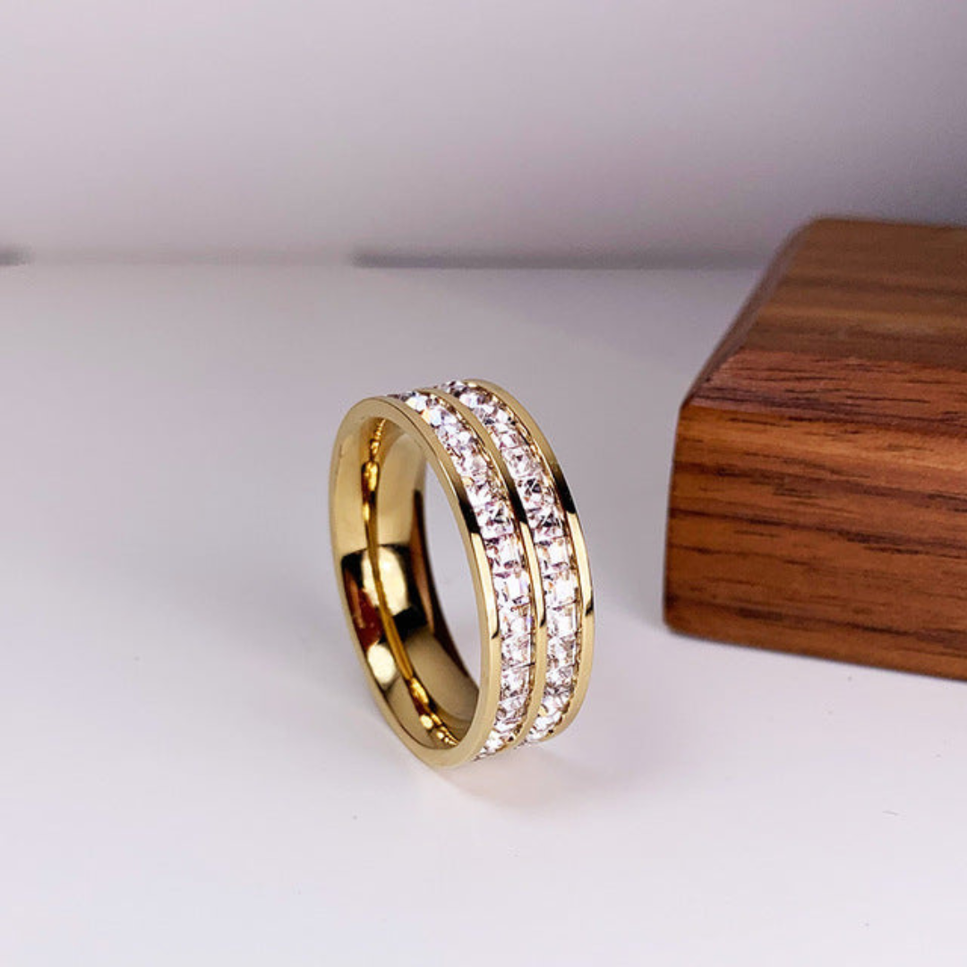 Valenzora | Eleganter, intarsierter Zirkonia-Ring Gold