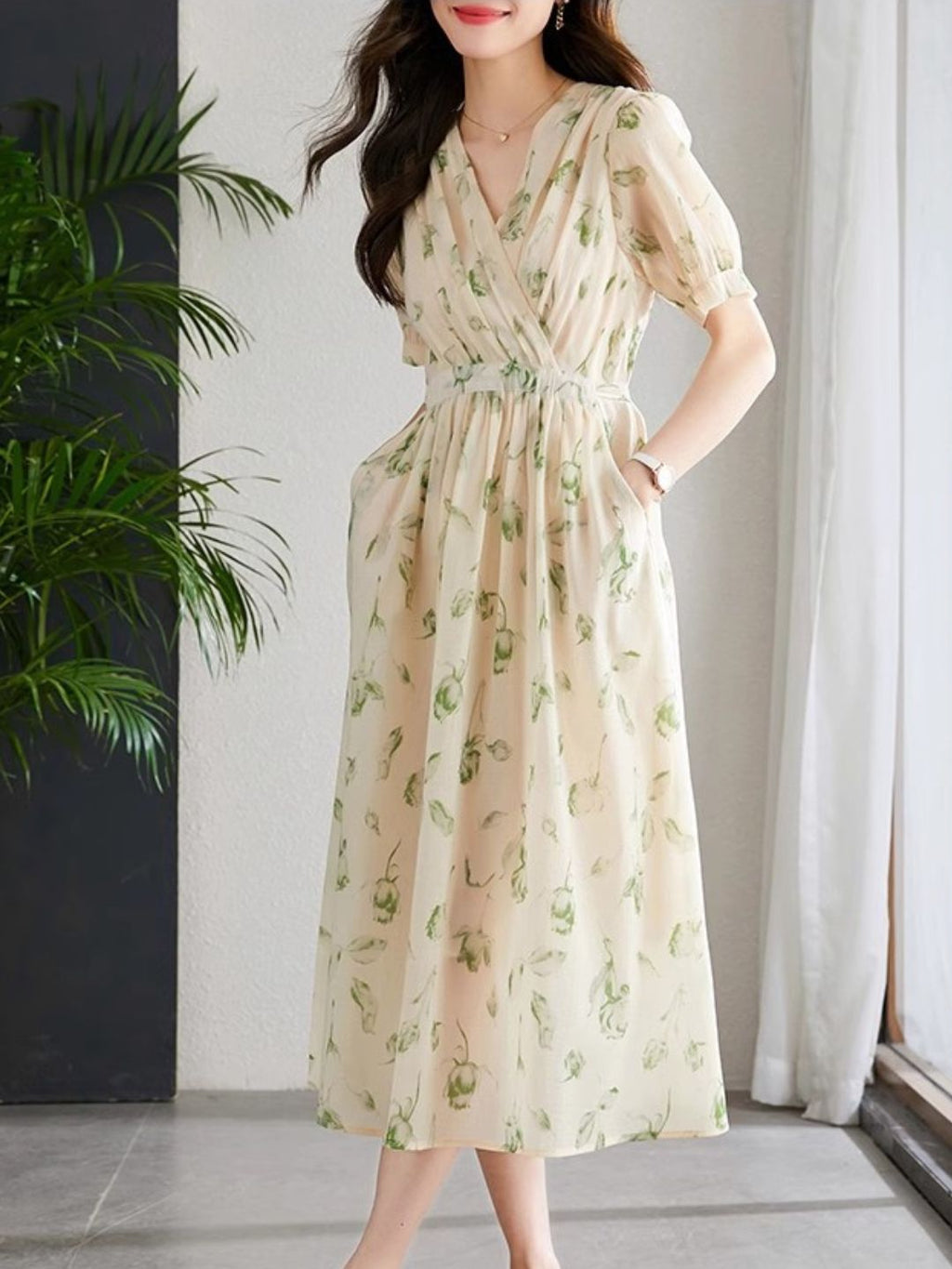 Valenzora | Temperament Chiffonkleid mit kurzen Ärmeln