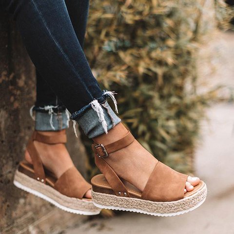 Valenzora | Smart Height Stylish Sandals