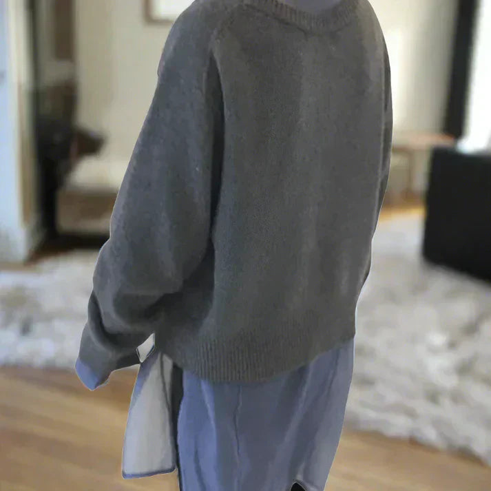 Valenzora | Soft cardigan with diagonal button placket