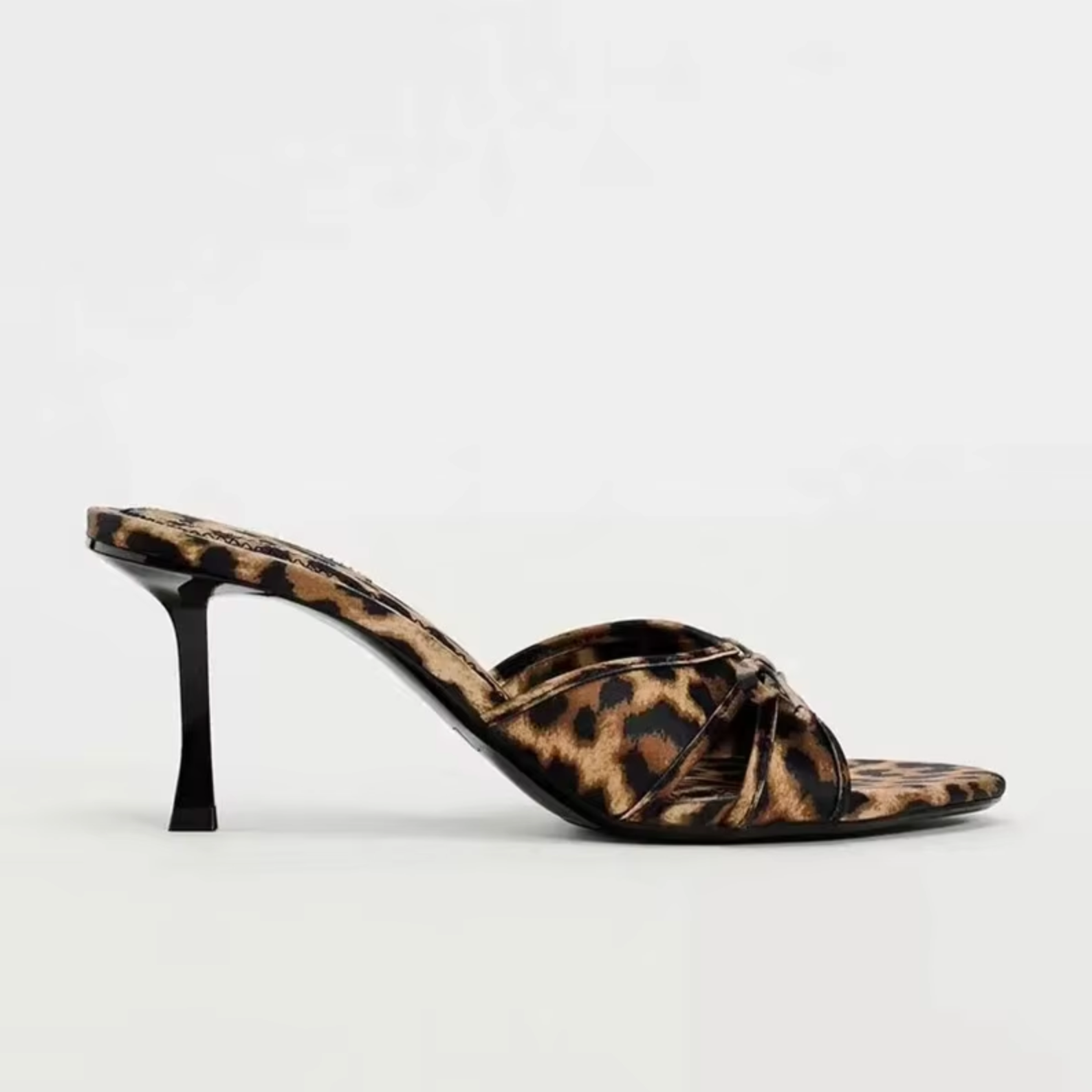 Valenzora | High-heeled slippers with leopard print