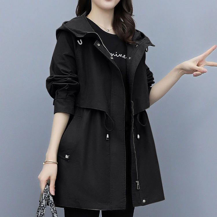 Valenzora | This year's windbreaker