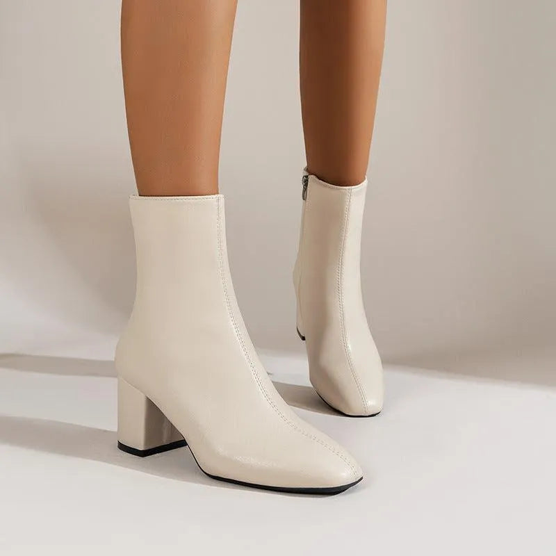 Valenzora | Stiefel mit dicker Zehenpartie